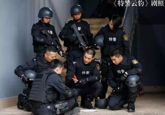 关于特警句子大全 关于特警的句子
