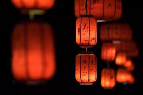 关于宫灯的唯美句子大全 宫灯唯美句子