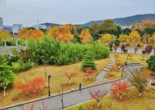 河海大学鼓楼校区介绍及校园风光欣赏