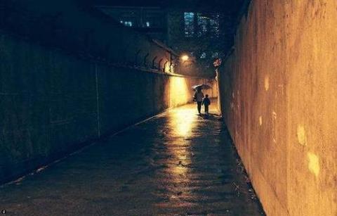 关于深夜回家的句子说说心情大全 关于深夜回家的句子